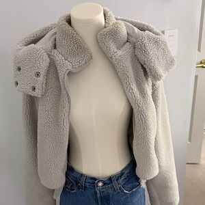 ALO Yoga Foxy Sherpa Jacket